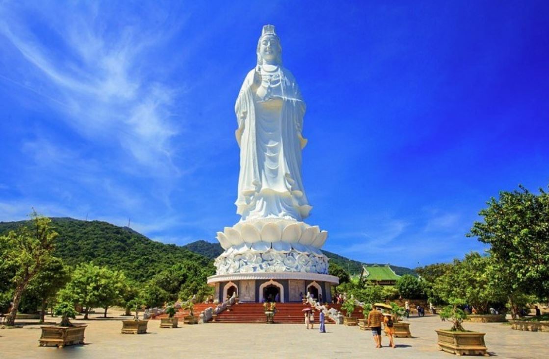 Tượng Phật Bà Quán Thế Âm