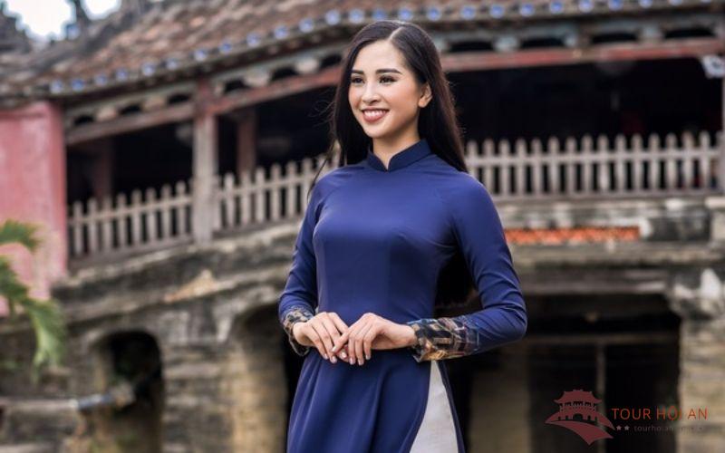 Áo dài thể hiện nét văn hóa tượng trưng cho vẻ đẹp người phụ nữ Việt Nam