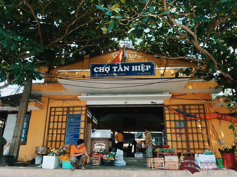 Chợ Tân Hiệp - Chợ hải sản lớn nhất Cù Lao Chàm