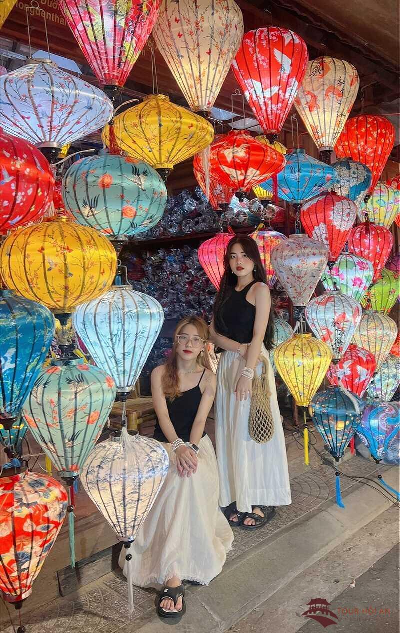 Lưu ngay 101+ cách tạo dáng chụp ảnh đẹp ở Hội An triệu like